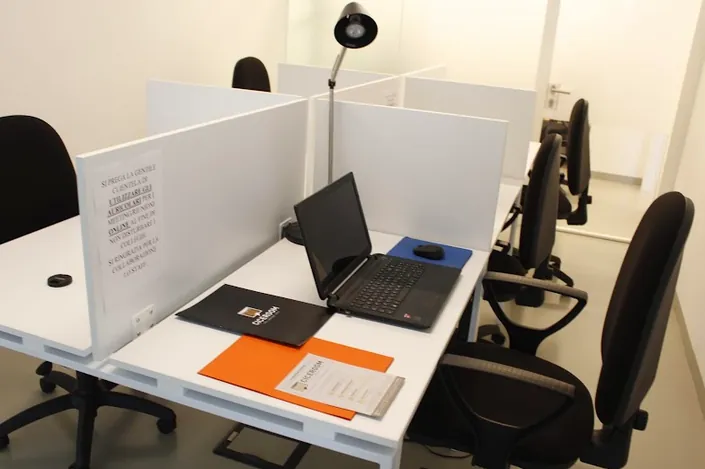 Ciceroom – Coworking e Affitto Uffici Temporanei