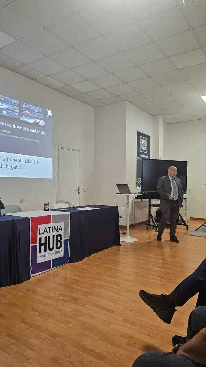 Latina Hub Evolution Center
