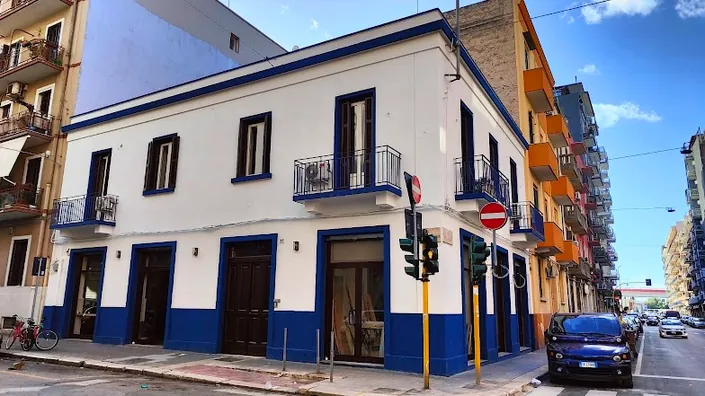 LoStabile Guesthouse & Coworking