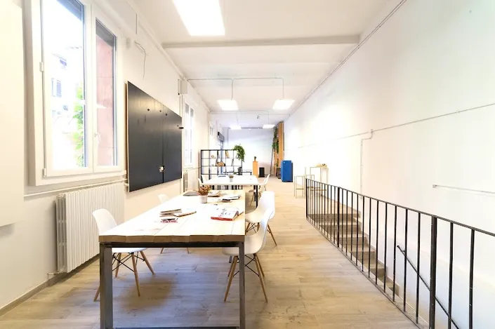Luogocomune – Coworking, Sale Meeting, Uffici Privati, Uffici Temporanei